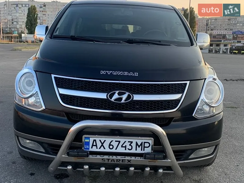 Hyundai H-1