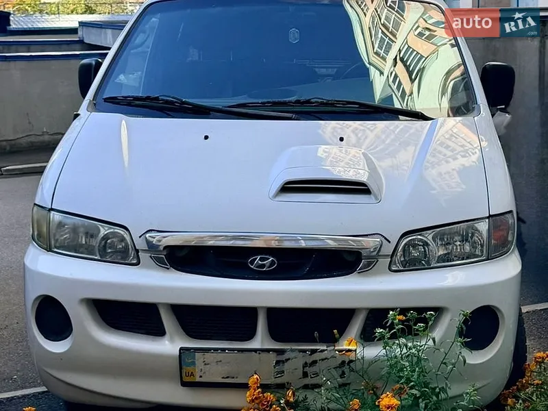 Hyundai H-1 2006
