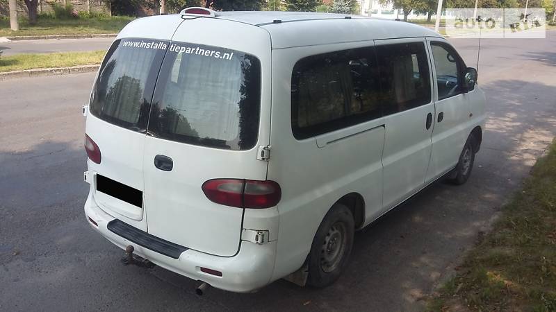 Грузопассажирский фургон Hyundai H 200 1999 в Луцке