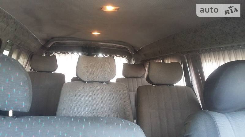 Грузопассажирский фургон Hyundai H 200 1999 в Луцке