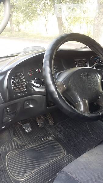 Грузопассажирский фургон Hyundai H 200 1999 в Луцке