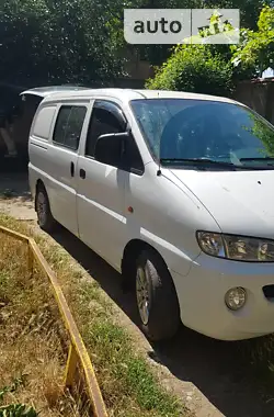 Hyundai H 200 2003
