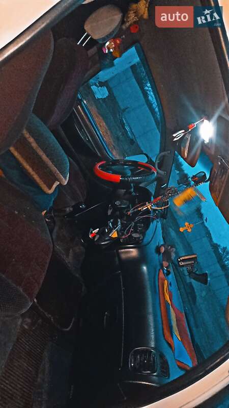 Мінівен Hyundai H 200 1998 в Турці фото 5 Мінівен Hyundai H 200 1998 в Турці