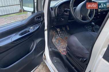 Минивэн Hyundai H 200 1999 в Волочиске