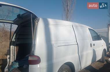 Грузовой фургон Hyundai H 200 1998 в 