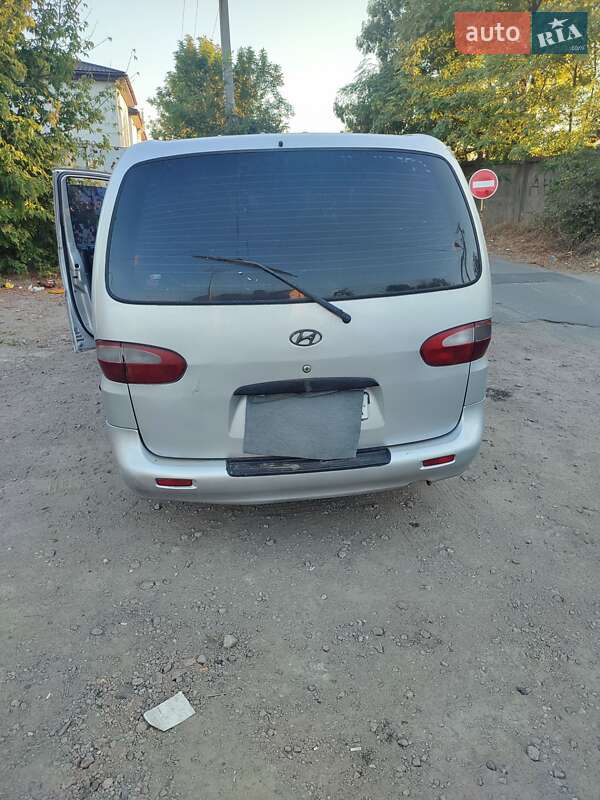 Мінівен Hyundai H 200 1999 в Одесі