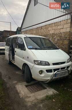 Минивэн Hyundai H 200 1998 в 