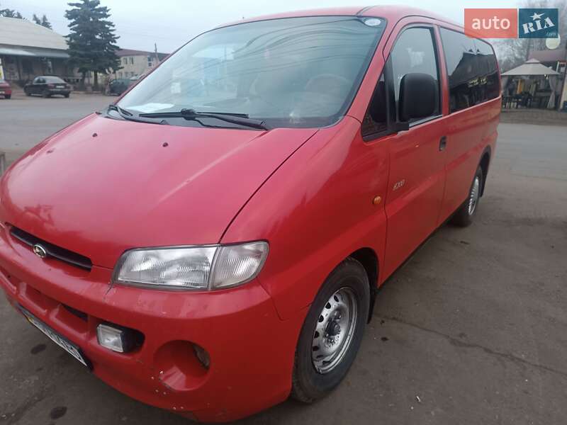 Мінівен Hyundai H 200 2000 в Слов'янську фото 5 Мінівен Hyundai H 200 2000 в Слов'янську