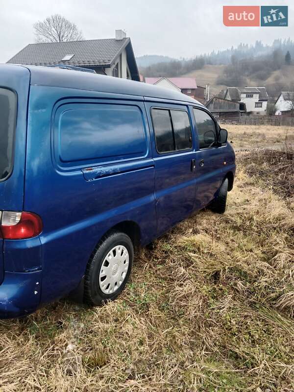 Минивэн Hyundai H 200 2001 в Рахове фото 2 Минивэн Hyundai H 200 2001 в Рахове