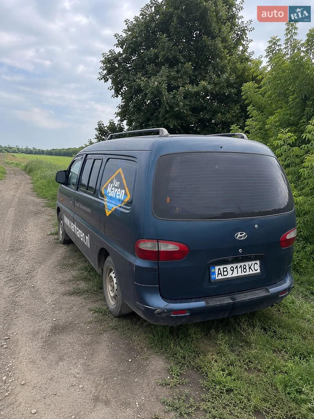 Hyundai H 200 1998 VIN KMJWVH7FPWU053511 фото оголошення 2 з 5