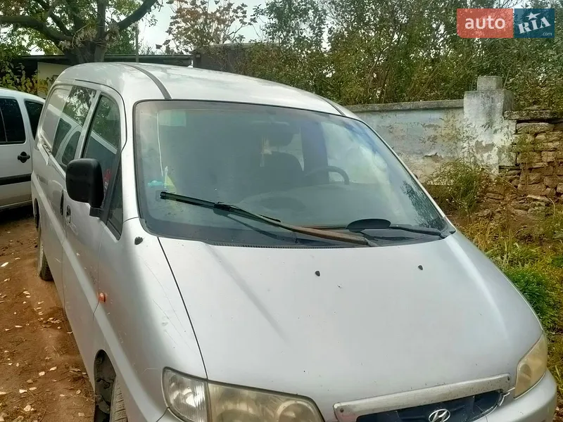 Hyundai H 200