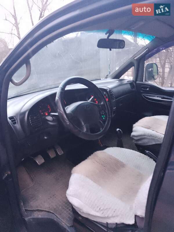 Микроавтобус Hyundai H 350 1999 в Одессе