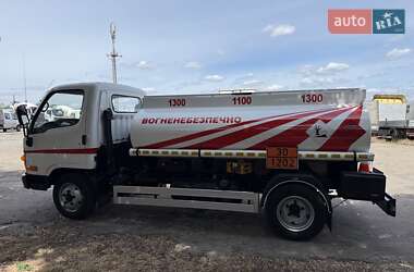 Бензовоз Hyundai HD 65 2004 в 