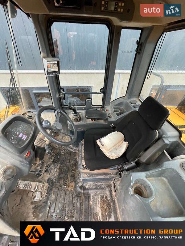 Фронтальный погрузчик Hyundai HL 770 2016 в Киеве