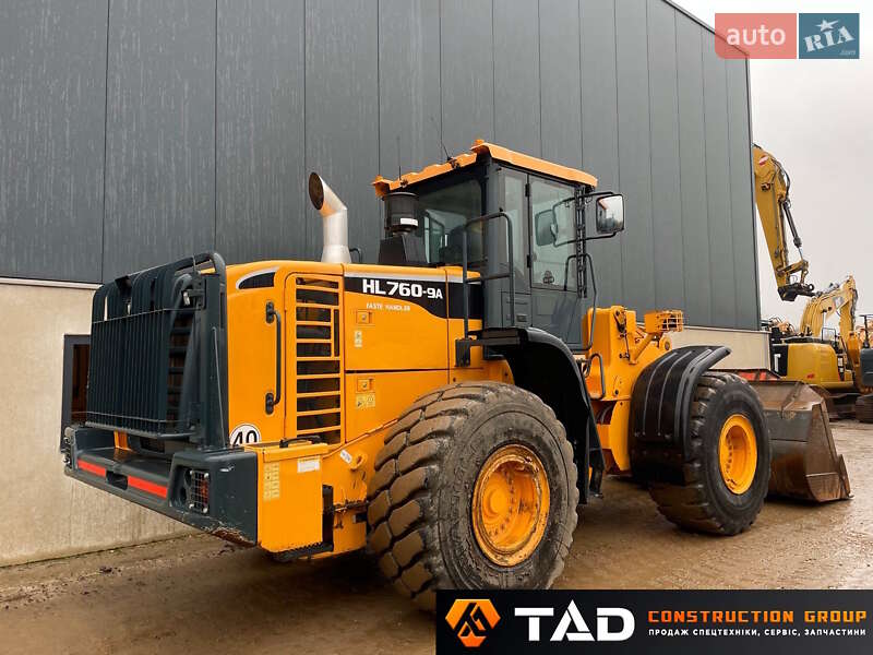 Фронтальный погрузчик Hyundai HL 770 2016 в Киеве