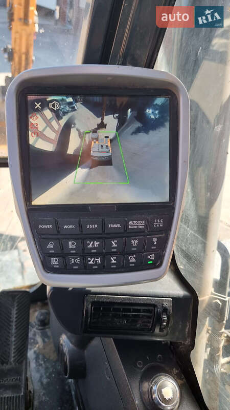 Колісний екскаватор Hyundai HX 2020 в Одесі
