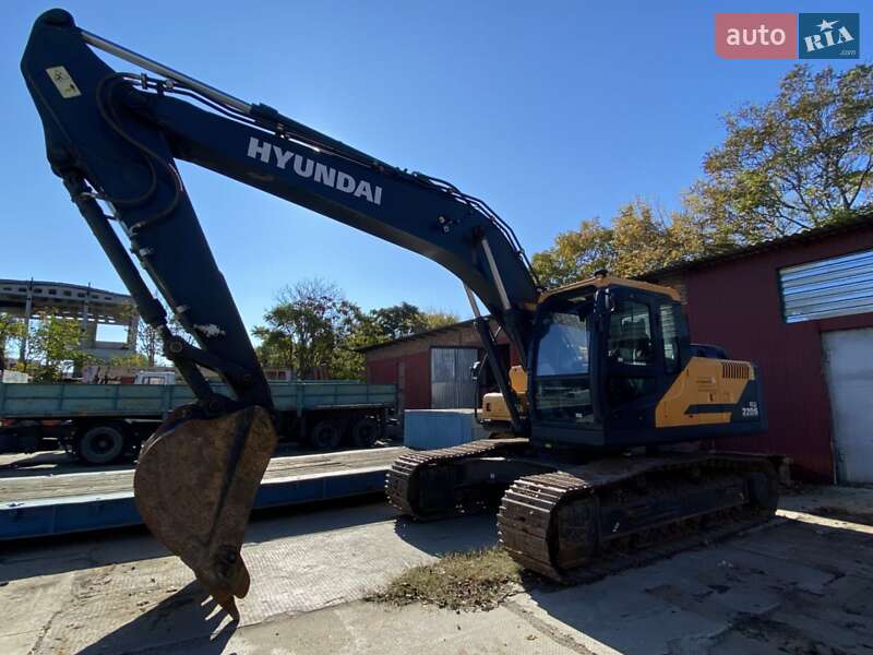 Екскаватор навантажувач Hyundai HX 2019 в Одесі фото Екскаватор навантажувач Hyundai HX 2019 в Одесі