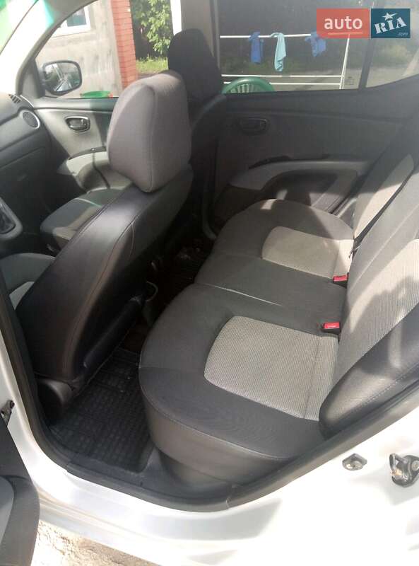 Хэтчбек Hyundai i10 2008 в Долинской фото 8 Хэтчбек Hyundai i10 2008 в Долинской