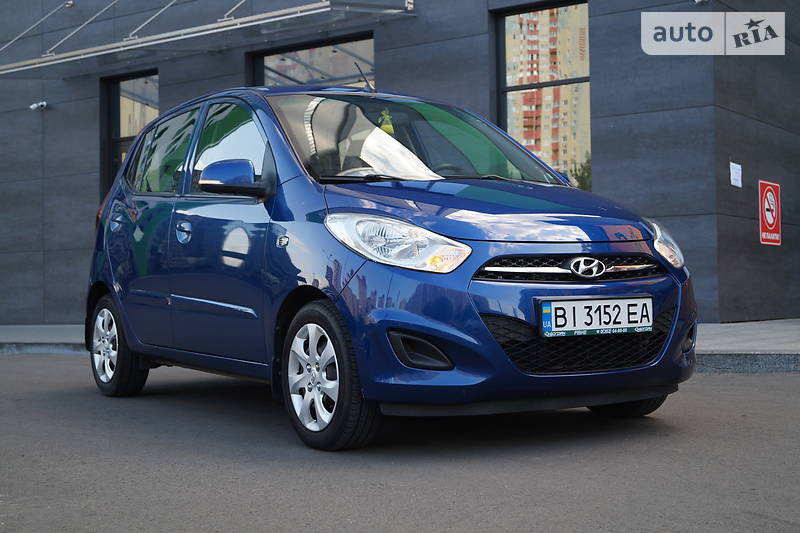 Хэтчбек Hyundai i10 2012 в Киеве