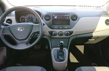 Хэтчбек Hyundai i10 2014 в Одессе