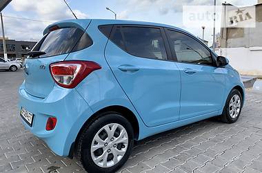 Хэтчбек Hyundai i10 2015 в Одессе