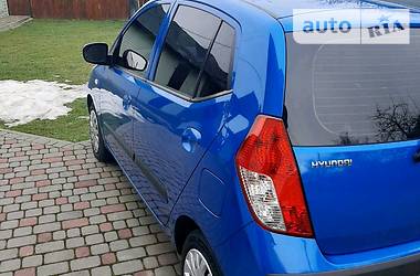 Хэтчбек Hyundai i10 2010 в Калуше