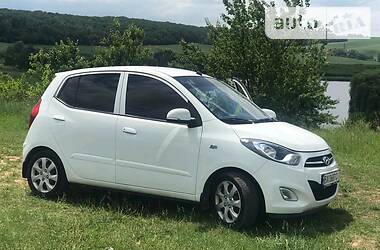 Хэтчбек Hyundai i10 2012 в Хмельницком