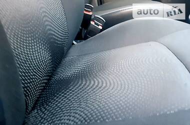 Хетчбек Hyundai i10 2012 в 