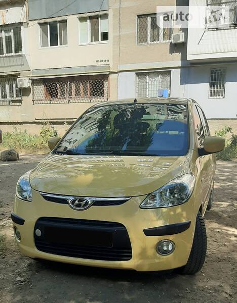 Хэтчбек Hyundai i10 2008 в Одессе