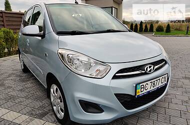 Хэтчбек Hyundai i10 2012 в Стрые