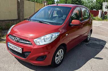 Хетчбек Hyundai i10 2011 в Житомирі