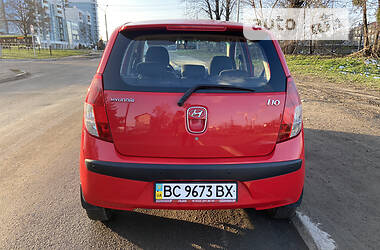 Хэтчбек Hyundai i10 2008 в Львове