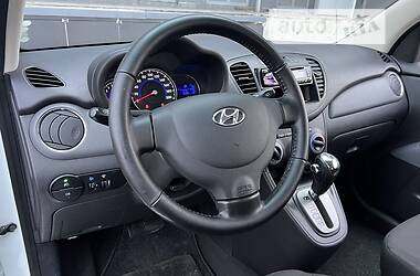 Хэтчбек Hyundai i10 2012 в 