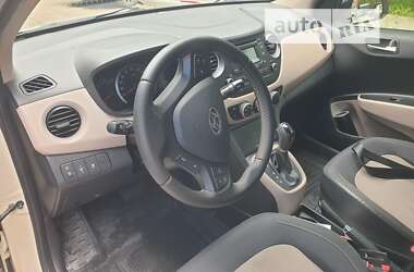 Хетчбек Hyundai i10 2014 в Харкові