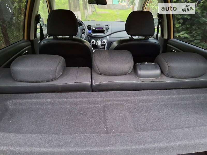 Хэтчбек Hyundai i10 2009 в Львове фото 29 Хэтчбек Hyundai i10 2009 в Львове