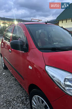 Хэтчбек Hyundai i10 2010 в Рахове