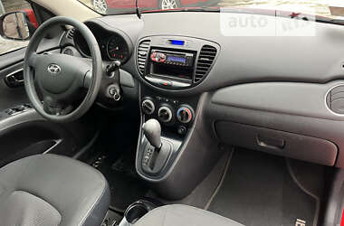 Хэтчбек Hyundai i10 2012 в Львове