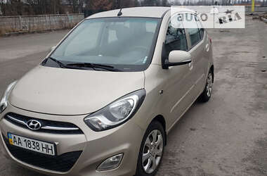 Хэтчбек Hyundai i10 2012 в Киеве