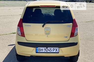 Хэтчбек Hyundai i10 2009 в Одессе