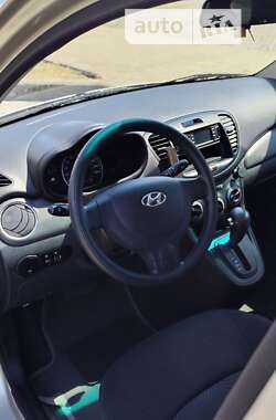 Хетчбек Hyundai i10 2013 в Южноукраїнську