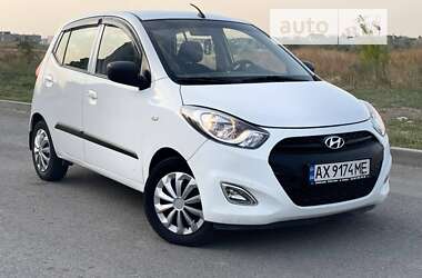 Хэтчбек Hyundai i10 2013 в Днепре