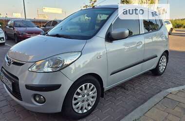 Хэтчбек Hyundai i10 2008 в Киеве