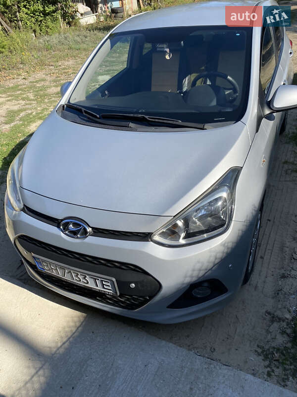 Хэтчбек Hyundai i10 2015 в Рени