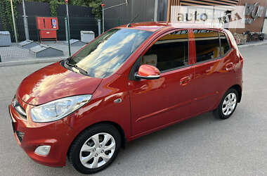 Хэтчбек Hyundai i10 2013 в Киеве