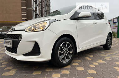 Хэтчбек Hyundai i10 2019 в Киеве