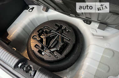 Хэтчбек Hyundai i10 2019 в Киеве