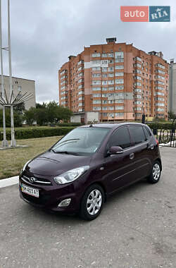 Хетчбек Hyundai i10 2011 в Сумах