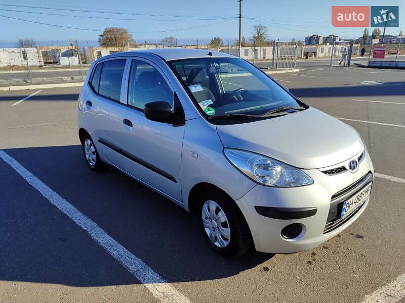 Хэтчбек Hyundai i10 2008 в Белгороде-Днестровском