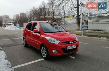 Хэтчбек Hyundai i10 2010 в Киеве