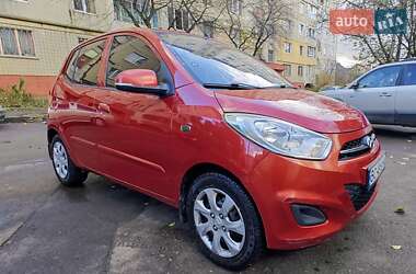 Хэтчбек Hyundai i10 2012 в Львове